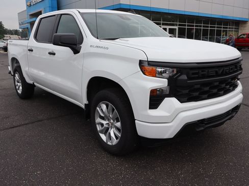 New 2026 Chevrolet Silverado 1500 Custom AWD/4WD image 2
