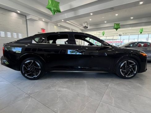 Used 2025 Kia K4 GT-Line w/ GT-Line Premium Package FWD image 9