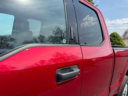 Used 2019 Ford F250 XLT w/ XLT Value Package image 27