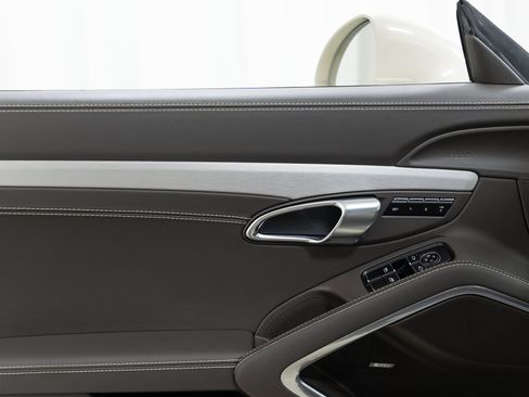 Used 2014 Porsche 911 50th Anniversary Edition RWD image 17