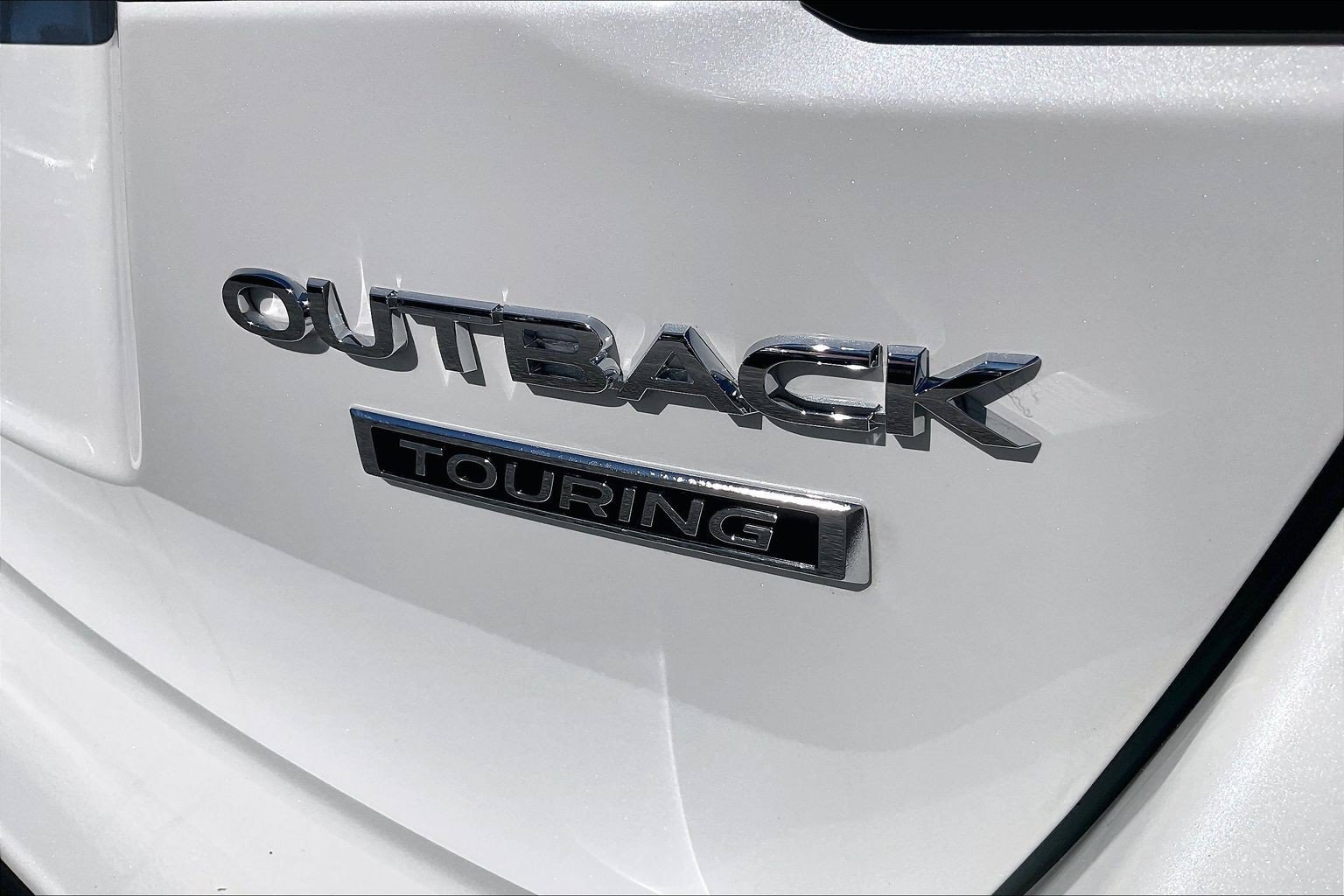 Certified 2025 Subaru Outback Touring AWD/4WD image 10