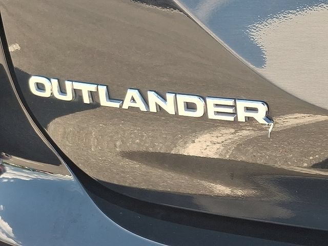 Used 2024 Mitsubishi Outlander SE AWD/4WD image 29
