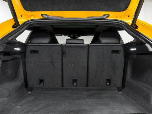 Used 2022 Lamborghini Urus AWD/4WD image 59