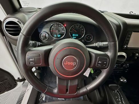 Used 2015 Jeep Wrangler Unlimited Sahara w/ Trailer Tow Group image 11