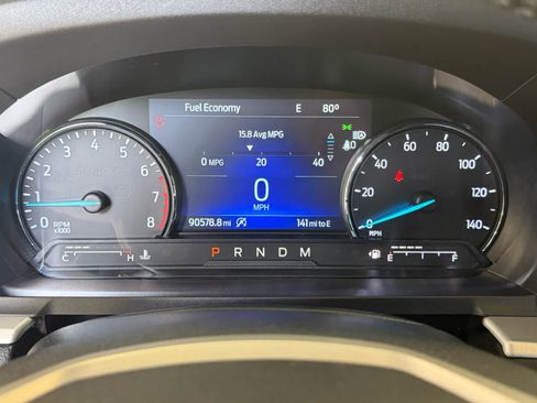 Used 2021 Ford Explorer XLT w/ Equipment Group 202A AWD/4WD image 3