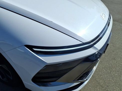Used 2025 Hyundai Sonata SEL FWD image 4