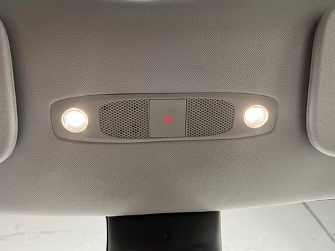 Used 2020 Tesla Model Y Performance image 9