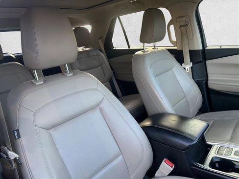 Used 2021 Ford Explorer XLT w/ Equipment Group 202A image 23