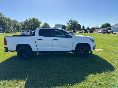 Used 2022 Chevrolet Colorado LT w/ Redline Special Edition RWD image 2