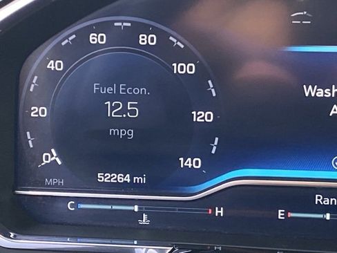 Used 2022 Chevrolet Silverado 1500 ZR2 w/ Technology Package image 16