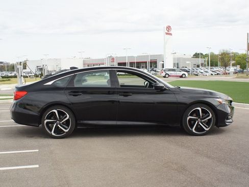 Used 2019 Honda Accord Sport image 20