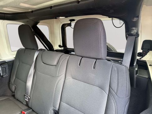 Used 2020 Jeep Wrangler Unlimited Sport S AWD/4WD image 25