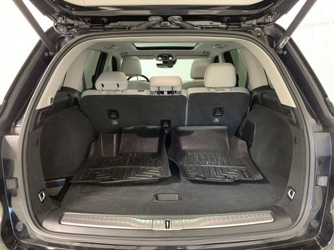 Used 2022 Jeep Grand Cherokee Overland AWD/4WD image 24