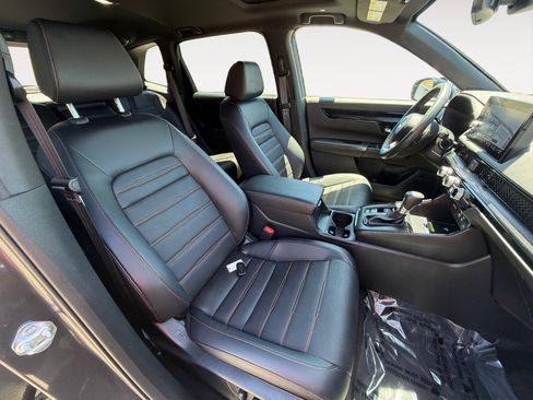Used 2025 Honda CR-V Sport Touring image 19