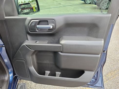 Used 2020 Chevrolet Silverado 1500 Custom w/ Custom Value Package image 47