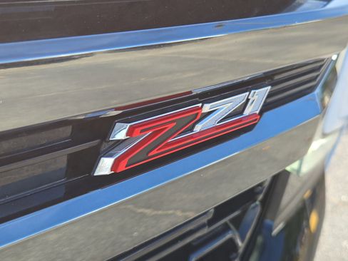 Used 2022 Chevrolet Tahoe Z71 w/ Z71 Off-Road Package image 6