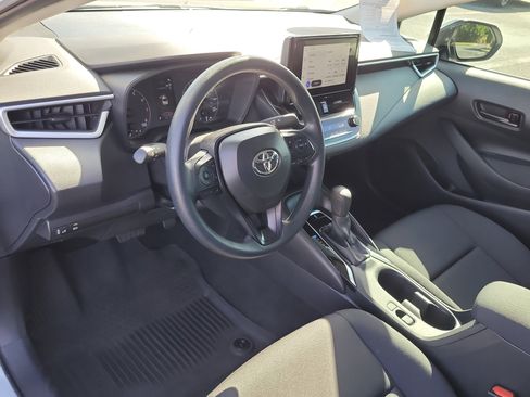 Certified 2025 Toyota Corolla LE image 18