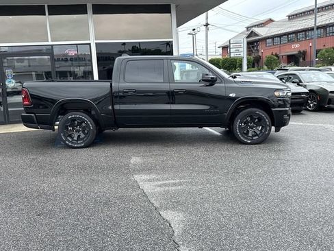 New 2026 RAM 1500 4x4 Crew Cab image 37