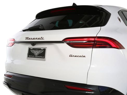 Used 2025 Maserati Grecale Folgore AWD/4WD image 11
