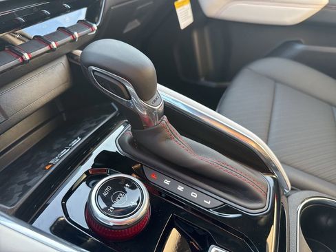 New 2026 GMC Canyon AT4X w/ LPO, Black Badging Package image 35