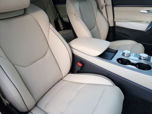 New 2026 Genesis GV70 2.5T Advanced image 10