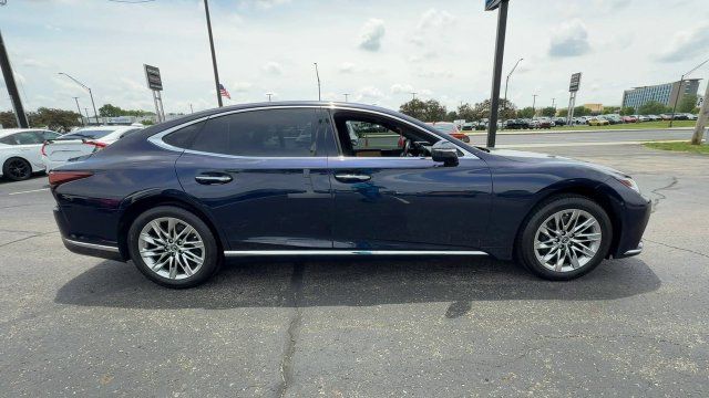 Used 2022 Lexus LS 500 AWD w/ Interior Upgrade Package image 9