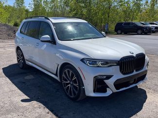 Used 2021 BMW X7 M50i w/ Dynamic Handling Package AWD/4WD video 1