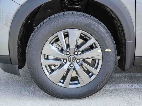 New 2026 Nissan Pathfinder SV w/ Cargo Package FWD image 11