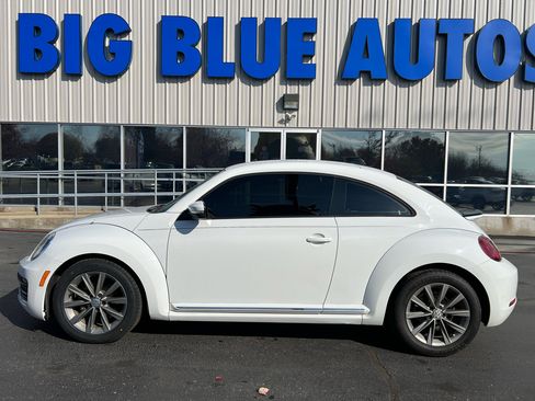 Used 2018 Volkswagen Beetle 2.0T S w/ Style & Comfort Package For S image 2