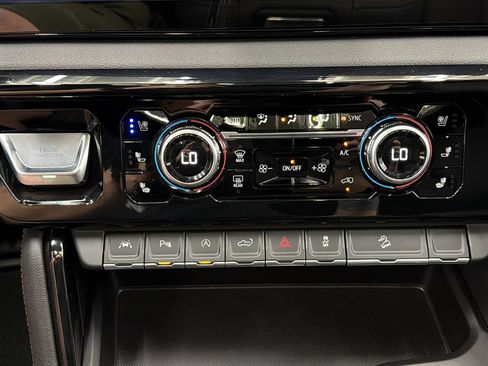 Used 2026 GMC Sierra 1500 AT4 w/ AT4 Premium Package AWD/4WD image 24