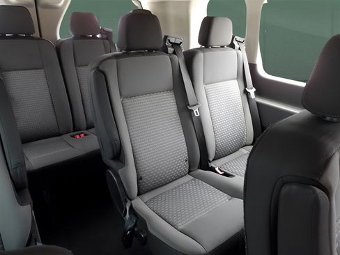 Used 2022 Ford Transit 350 XLT image 30