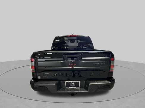 Certified 2025 Nissan Frontier PRO-4X w/ Pro Premium Package AWD/4WD image 38