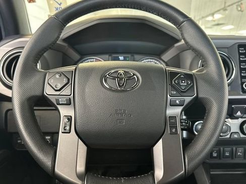 Certified 2023 Toyota Tacoma TRD Off-Road w/ Technology Package AWD/4WD image 27