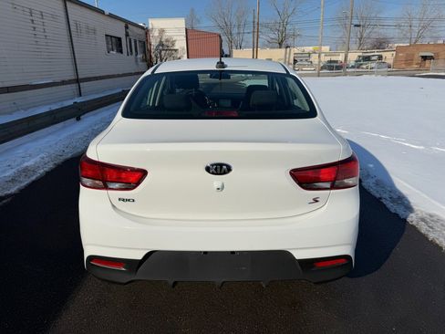Used 2020 Kia Rio S image 4