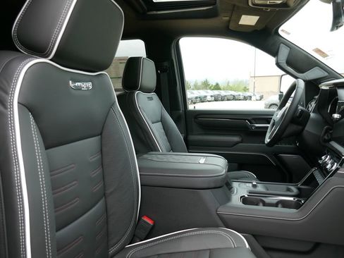 New 2026 GMC Sierra 2500 AT4X AWD/4WD image 16