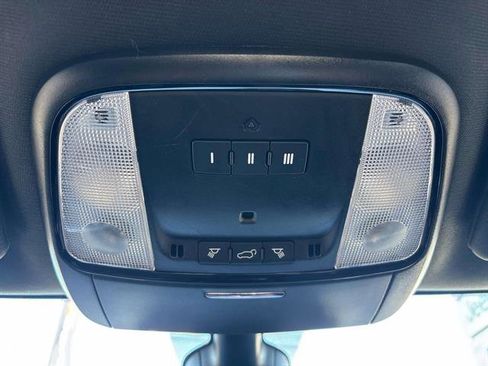 Used 2022 Dodge Durango R/T w/ Blacktop Package image 27