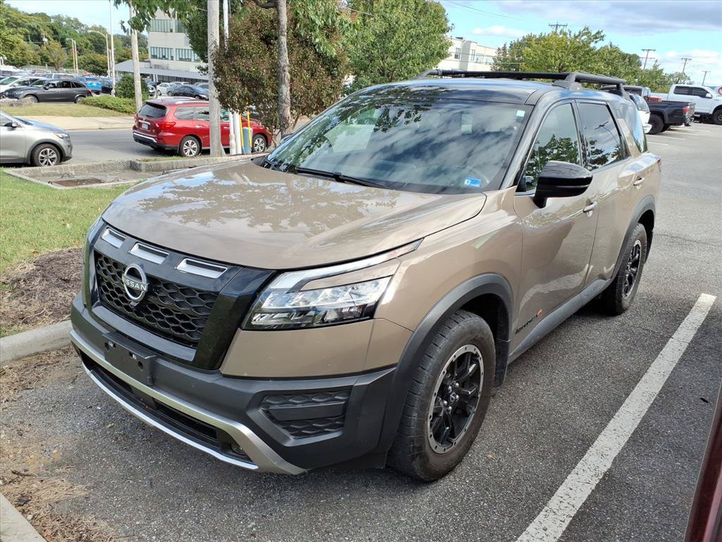 Used 2024 Nissan Pathfinder Rock Creek AWD/4WD image 8