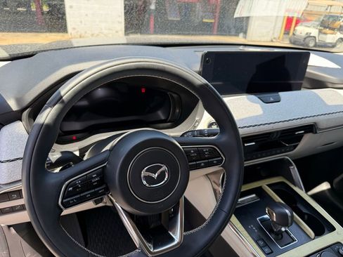 Used 2025 MAZDA CX-90 3.3 Turbo S w/ Premium Plus AWD/4WD image 12