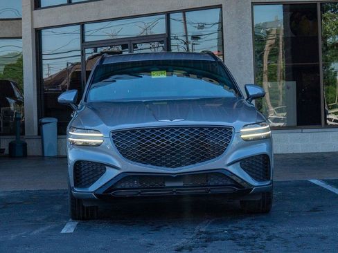 Used 2023 Genesis GV70 2.5T w/ Sport Prestige Package AWD/4WD image 7