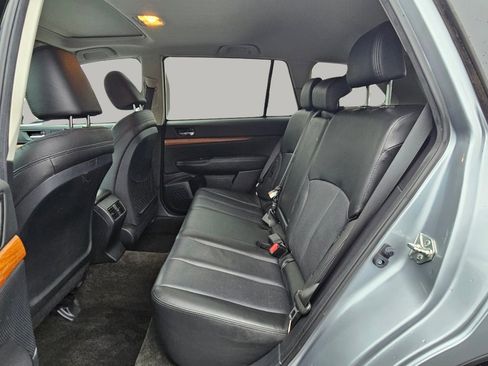 Used 2013 Subaru Outback 2.5i Limited image 24