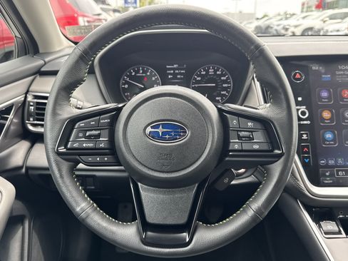 Used 2025 Subaru Outback Onyx Edition XT AWD/4WD image 9