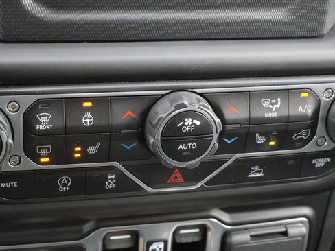 Used 2021 Jeep Gladiator Sport AWD/4WD image 42