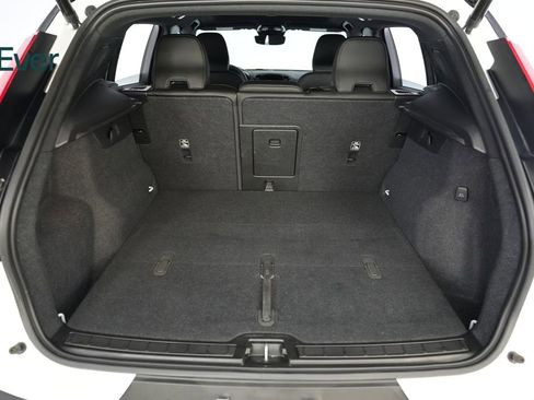 Used 2023 Volvo XC40 Recharge Plus AWD/4WD image 8