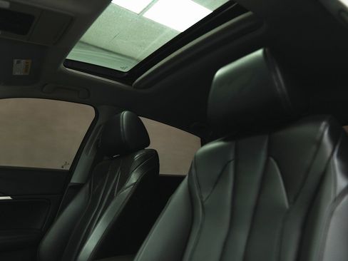 Used 2025 Acura Integra image 23