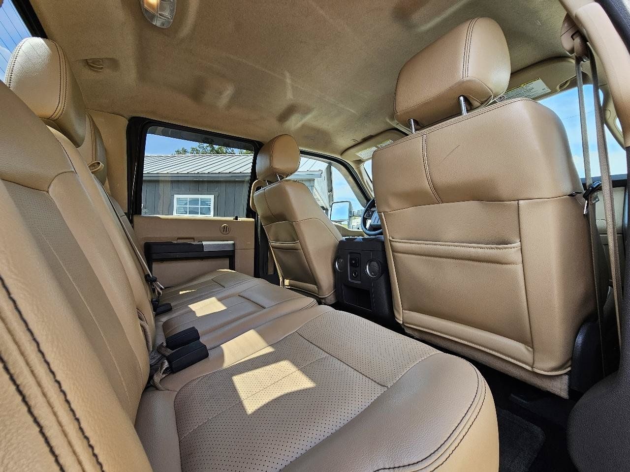 Used 2013 Ford F250 Lariat w/ Lariat Interior Pkg AWD/4WD image 29