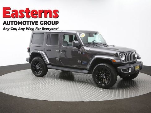 Used 2025 Jeep Wrangler Unlimited Sahara image 47