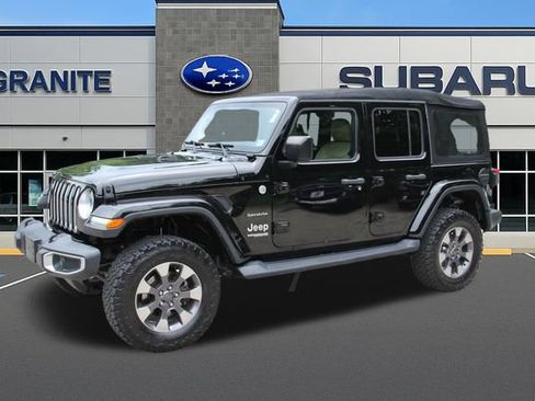 Used 2018 Jeep Wrangler Unlimited Sahara AWD/4WD image 5