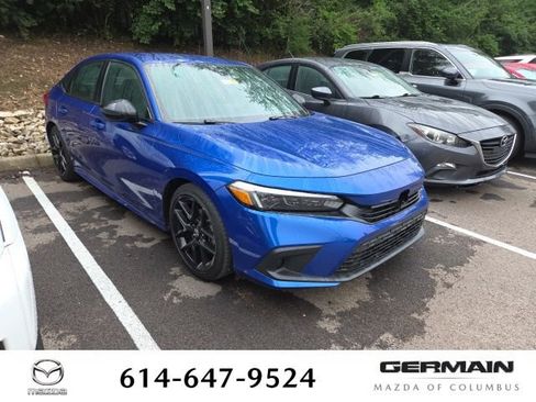 Used 2023 Honda Civic Sport image 1