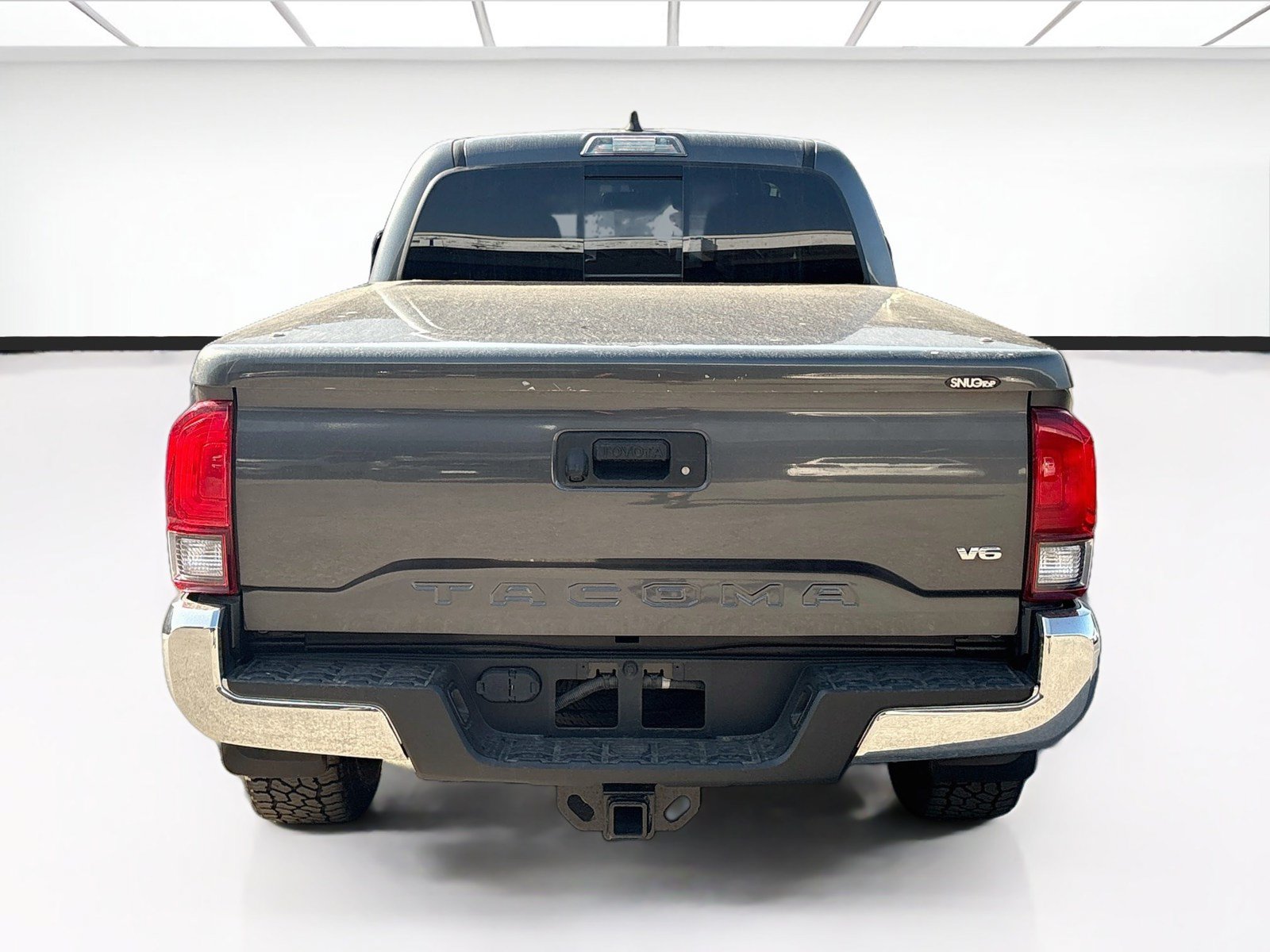 Used 2021 Toyota Tacoma SR5 RWD image 5