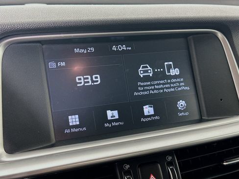 Used 2020 Kia Optima LX FWD image 23